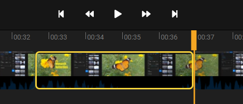 The  Flixier Timeline with a part of a video selected